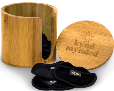 Duurzame wasbare wattenschijfjes van Kynd Mynded: milieuvriendelijk alternatief voor eenmalig gebruik, zacht voor de huid, eco-friendly beauty essential.